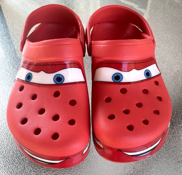Crocs Disney Pixar Cars LIGHTNING MCQUEEN Clogs M Sz 4, W Sz 6 - NEW Crocs Disney Pixar Cars LIGHTNING MCQUEEN Clogs M Sz 4, W Sz 6 - NEW