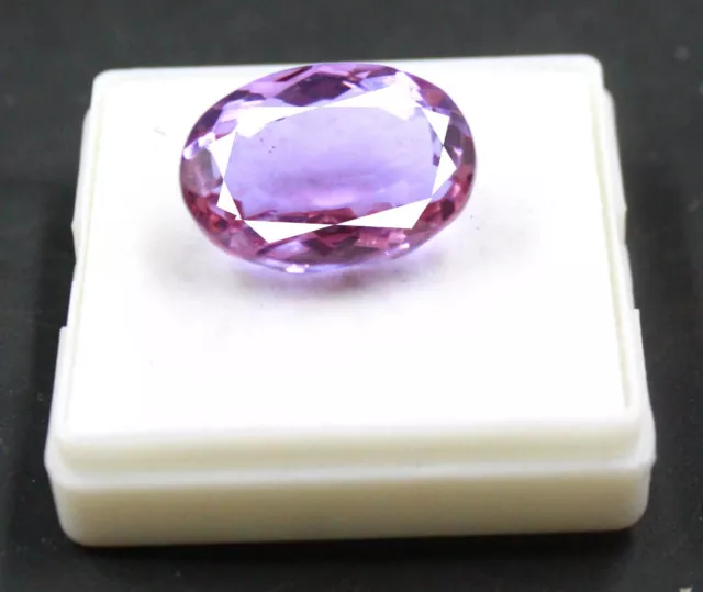 Certifié Naturel 25.20 CT AAA Brillant Couleur Changement Alexandrite Gemme