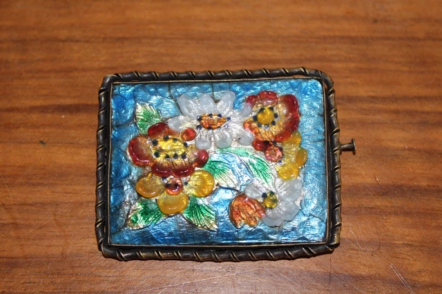 Broche Ancienne Très Belle - Alliage - Thème Haute Couture - Occasion - Sans Marque