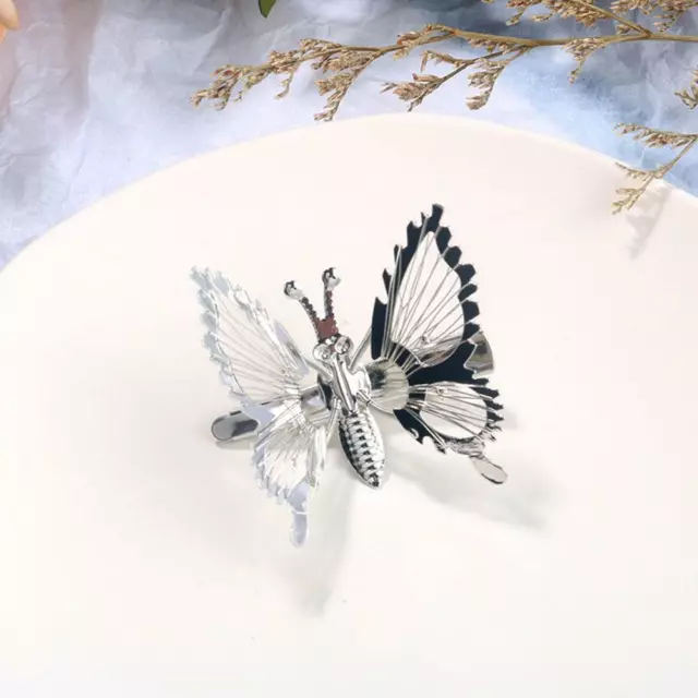 2 Pcs Hollow Butterfly Hair Clips Girl's Fashion Moving Butterfly Hair Pins TOP