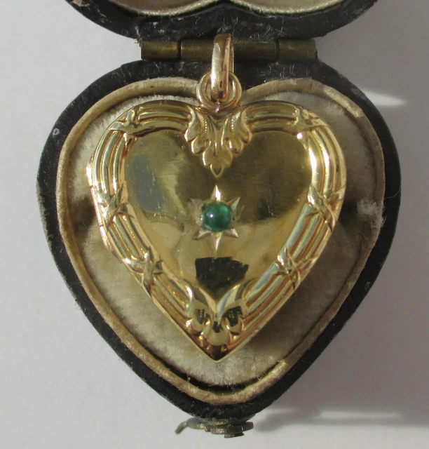 PENDENTIF PORTE PHOTO français ancien cœur cabochon émeraude or