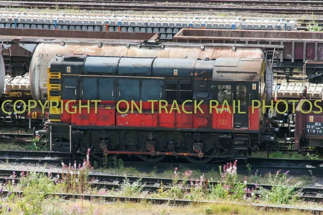 UK RAILWAY PHOTOGRAPH Of Class 08 08711. Rm08-283 £1.70 - PicClick UK