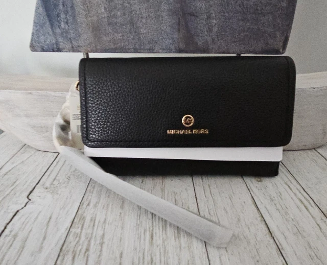 MICHAEL KORS Jet Set Charm Pebble Embossed Leather Large Flap Phone Wristlet NWT MICHAEL KORS Jet Set Charm Pebble Embossed Leather Large Flap Phone Wristlet NWT