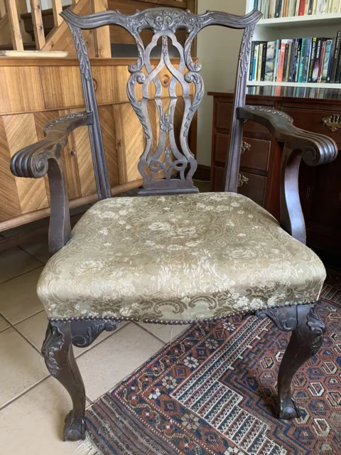 A Superb Georgian Chippendale Style Chair.
