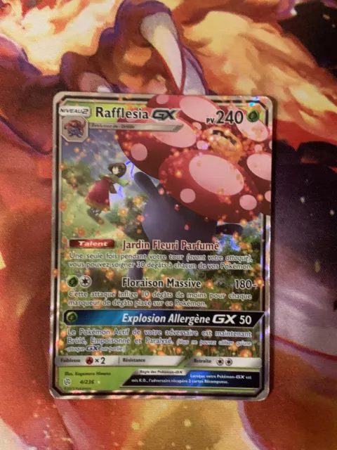 Carte Pokémon Rafflesia GX 4/236 Éclipse Cosmique FR SL12