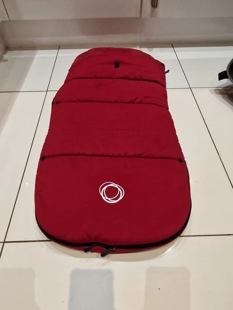 Bugaboo manguito rojo rubí