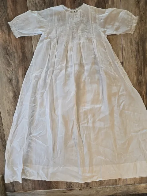 ANTIQUE VICTORIAN CHRISTENING BABY BAPTISMAL GOWN COTTON Tuck Pleat Embroid32” L