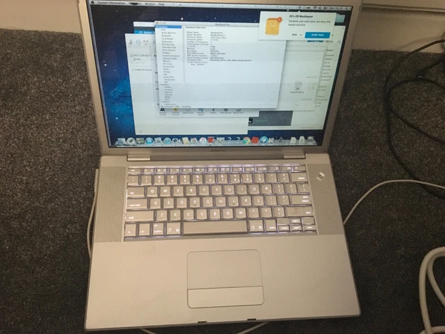Usato MacBook Pro A1226 500 gb HDD 6 GB RAM intel core 2 duo