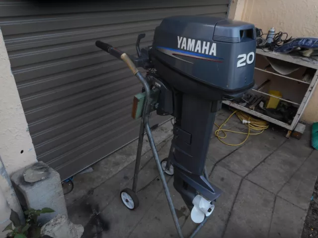 Yamaha Outboard T/C 20 Hp  2 Stroke ,Long Shaft   Wrecking All Parts