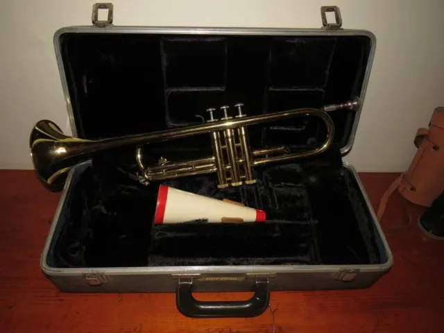 Selmer Bundy Designed By Vincent Bach Trumpet w/ Case - Made in USA