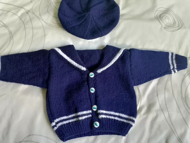 Handgestrickt Baby Junge Seemann Outfit mit Bootsknöpfen und Hut 3-6 Monate