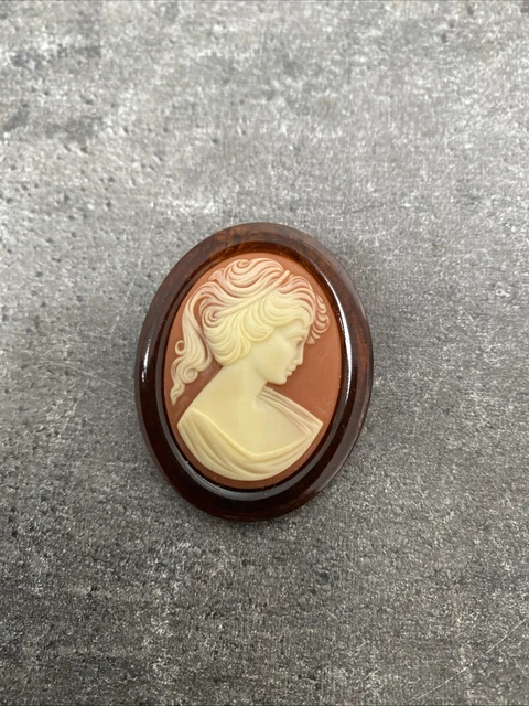 BROCHE ANCIENNE CAMÉE Femme Bijou Fantaisie Damart B078 EUR 28,90 - FR
