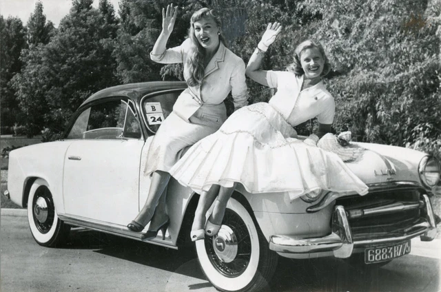 Dominique Wilms et Blanchette Brunoy, 1953 Vintage Silver PrintBlanche Bilh
