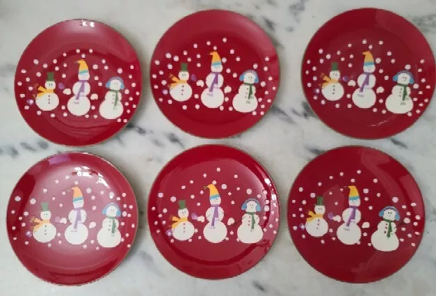 Pier 1 Imports Snow Ball 8.75" Salad Lunch Dessert Plates Snowmen Red Lot of 6