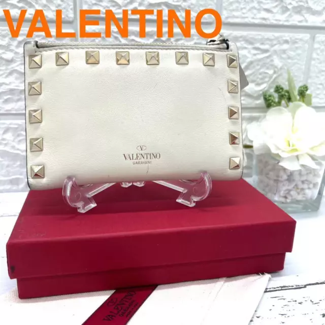 Valentino Garavani Rockstud calfskin Bifold Wallet ivory