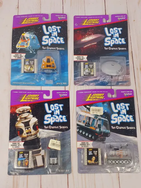 Lost In Space Johnny Lightening 1998 Set of 4 Juoiter-2 B-9 Chariot Space Pod