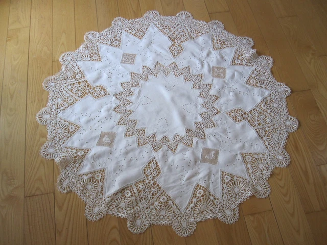 Antique Bobbin Lace Maltese Burato Filet Mixed Lace Round Tablecloth 50" Diam Antique Bobbin Lace Maltese Burato Filet Mixed Lace Round Tablecloth 50" Diam