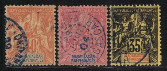 Madagascar 1896/1906 Yvert 37 38 46 oblitérés (AH353)