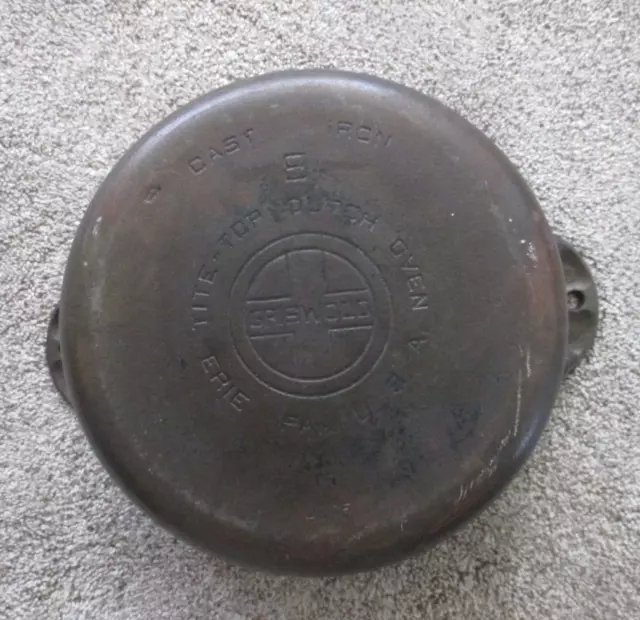 Vintage Cast Iron GRISWOLD of Erie, Pa.  Dutch Oven #8 Large Logo 1295, No Lid,