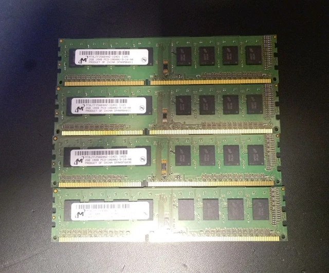Barrette Mémoire RAM 2Go DDR3 Corsair - 1333MHz, PC3-10600U, DIMM, Occasion Fonctionnelle