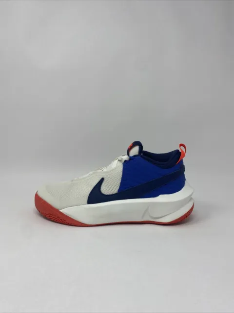 Nike Team Hustle D 10 Summit White/Midnight Navy Boys Size 5.5 Medium