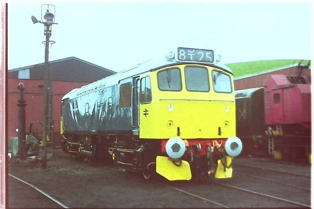 35MM RAILWAY COLOUR Negative Class 25 D7672 at Cheddleton £1.75 ...