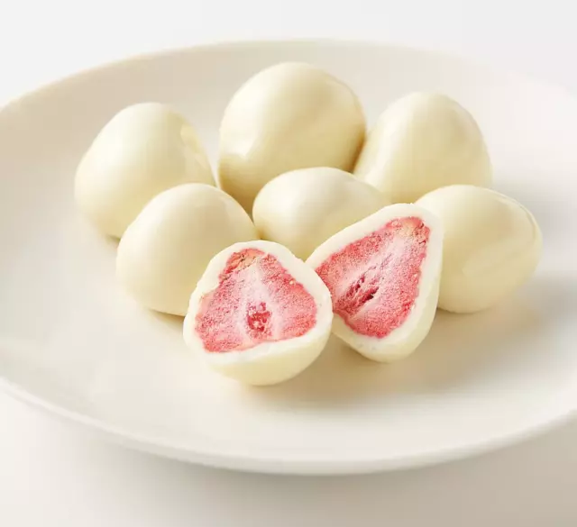 white Chocolate coated Strawberry  50g MUJI  Japanese Food