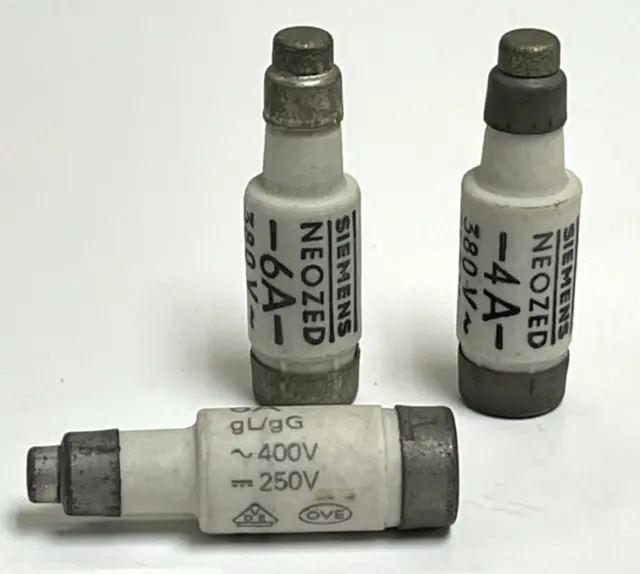 Siemens Bottle Neozed Fuses Ceramic Material **Assorted Lot Of 3 2