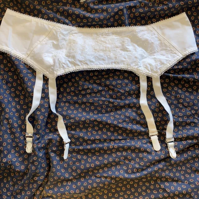 Vintage NOS Garter Belt suspenders Metal Clips White floral embroidered Sz 36