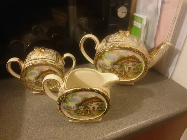 Vintage Sadler Oval Barrel Teapot Tavern Inn Scene milk and sugar pot 3piece set