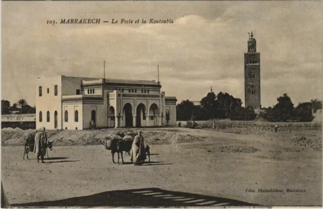 CPA AK Marrakech - Marrakesh - La Poste et la Koutoubia MOROC (1082825)