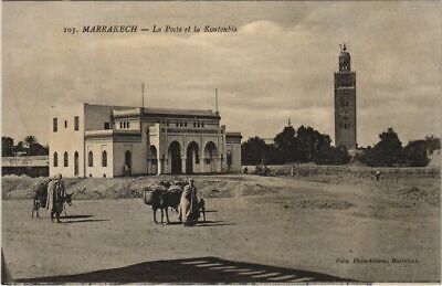 CPA ak marrakech-marrakesh-la poste et la koutoubia morocco (1082825)