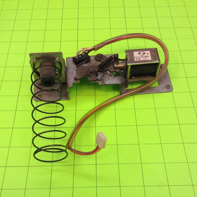 Caja registradora TEC MA-1400 20 ohmios actuador de resorte solenoide DCS-DF063