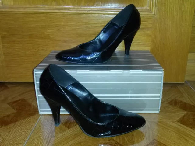 Zapatos Tacon De Mujer Charol De Color Negro De Fosco (Talla 39)