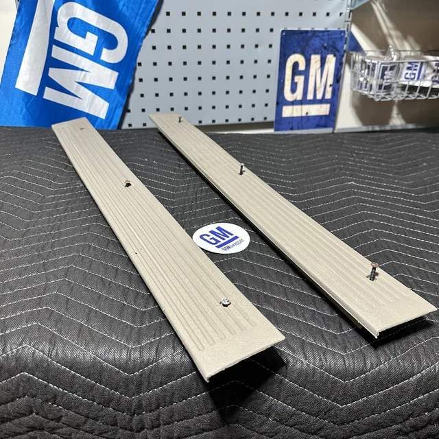 88-98 Chevy GMC OBS Truck Door Entry Sill Scuff Plates Tan 2pc Rocker Trim GM OE