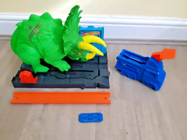 Hot Wheels City Smashin' Triceratops With Track & Launcher - Working Order