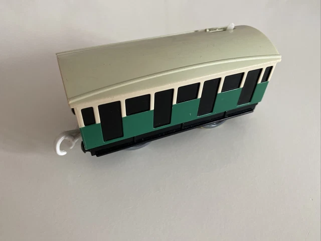 TRACKMASTER THOMAS & Friends Train Tank Engine - Mighty Mac Motorized ...