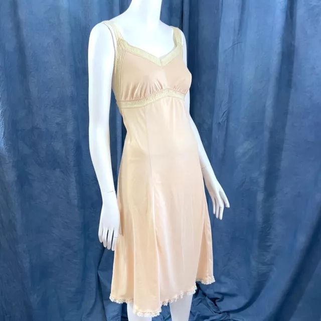 Vintage 1980s Full Slip Petticoat Lace Nylon Size 18 Straps Below Knee Length