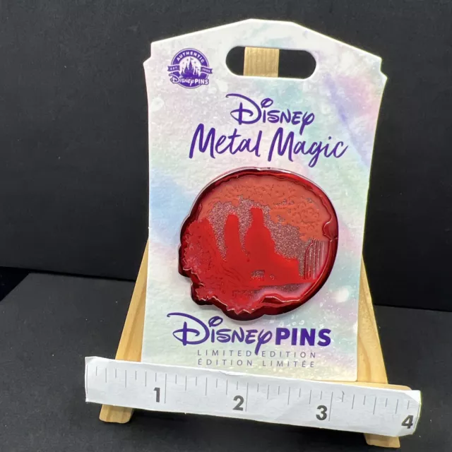 Disney Parks Pin Metal Magic Mulan LE 2500 Mulan and her dad silhouette