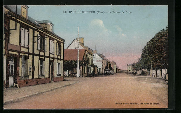 CPA Les Baux-de-Breteuil, Le Post Office