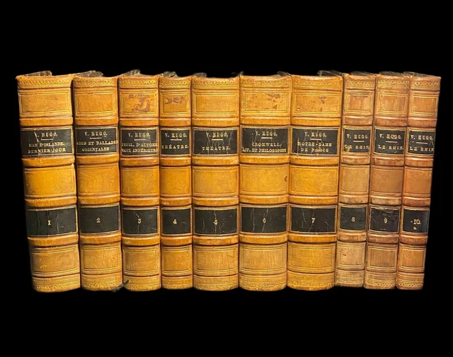 VICTOR HUGO. Œuvres. 1ere Éd. Collective in-12. Charpentier, 1841. Rare