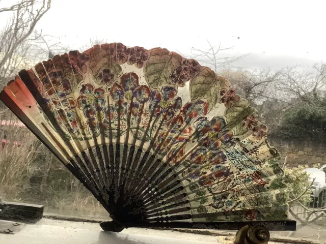 Antique Hand Painted Japanese Hand Fan Collectors Item Lacquered Wood,Paper Silk