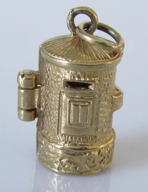 9ct Gold Charm - Vintage 9ct Yellow Gold Opening Post Box Charm