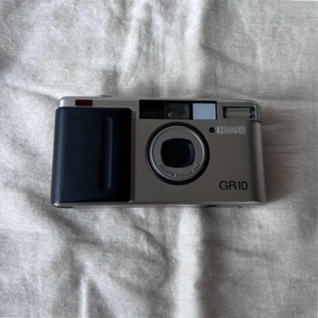 RICOH GR10 GR1s film camera GR3 Contax t2 t3 Japan working