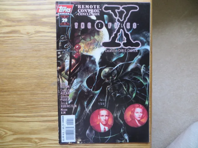 1997 Topps The X-Files # 29 Scully & Mulder Signed By Joe Rubinstein, With Poa