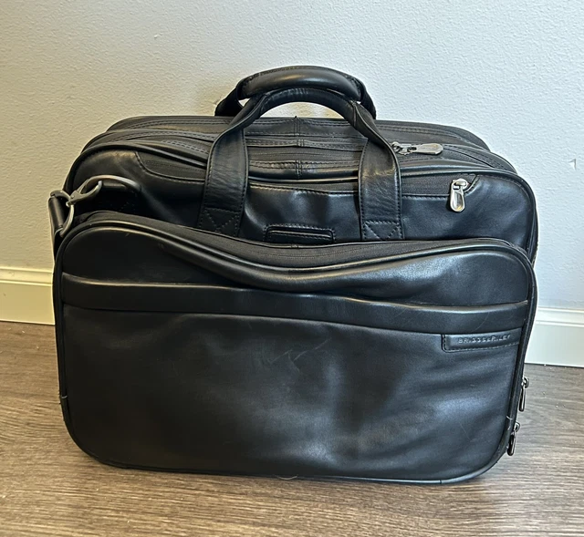 Briggs & Riley Travelware NAPA Leather Laptop Expandable Briefcase Messenger Bag