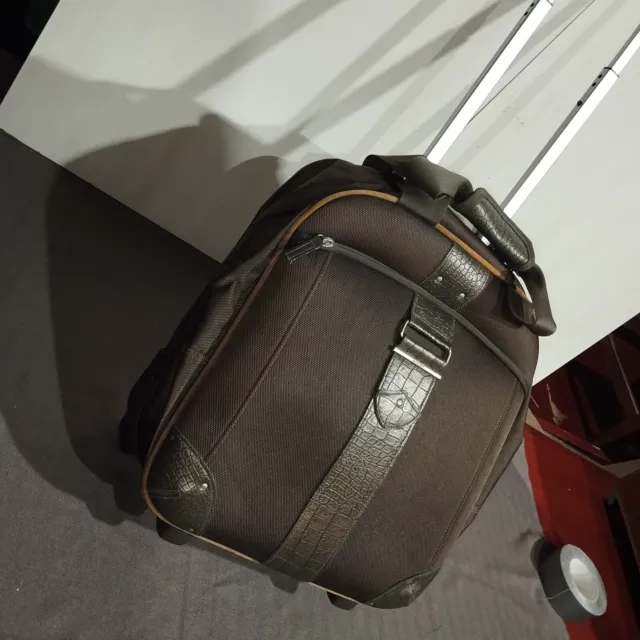 Antler Cabin Bag Luggage Suitcase On Board Bag 2 Wheels Travel Handle Luxury