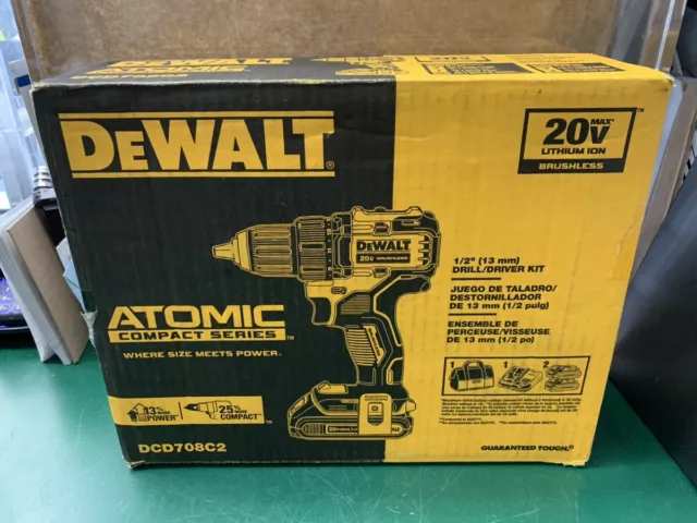 DeWalt DCD708C2 20v Atomic 1/2" Drill/Driver Kit (E10026347)