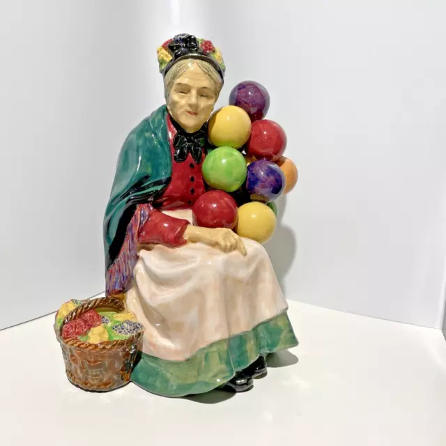 Antique Royal Doulton Old Balloon Seller HN1315 Early Date 1901 To 1922.