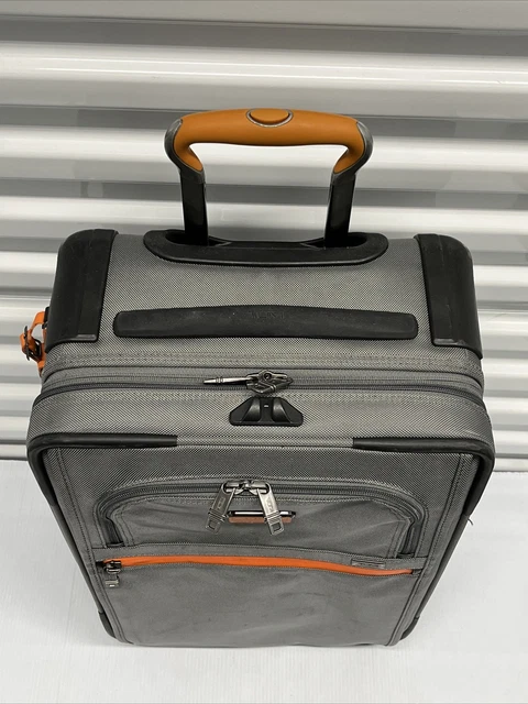 Tumi Alpha II 21.5" Upright Wheeled Expandable Carry On Suitcase 22020G02 2